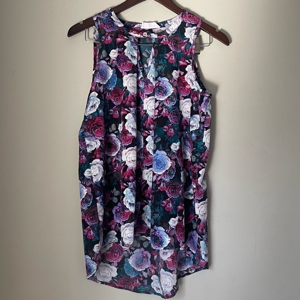 Peach Love | Dark Floral Sleeveless Blouse | Small